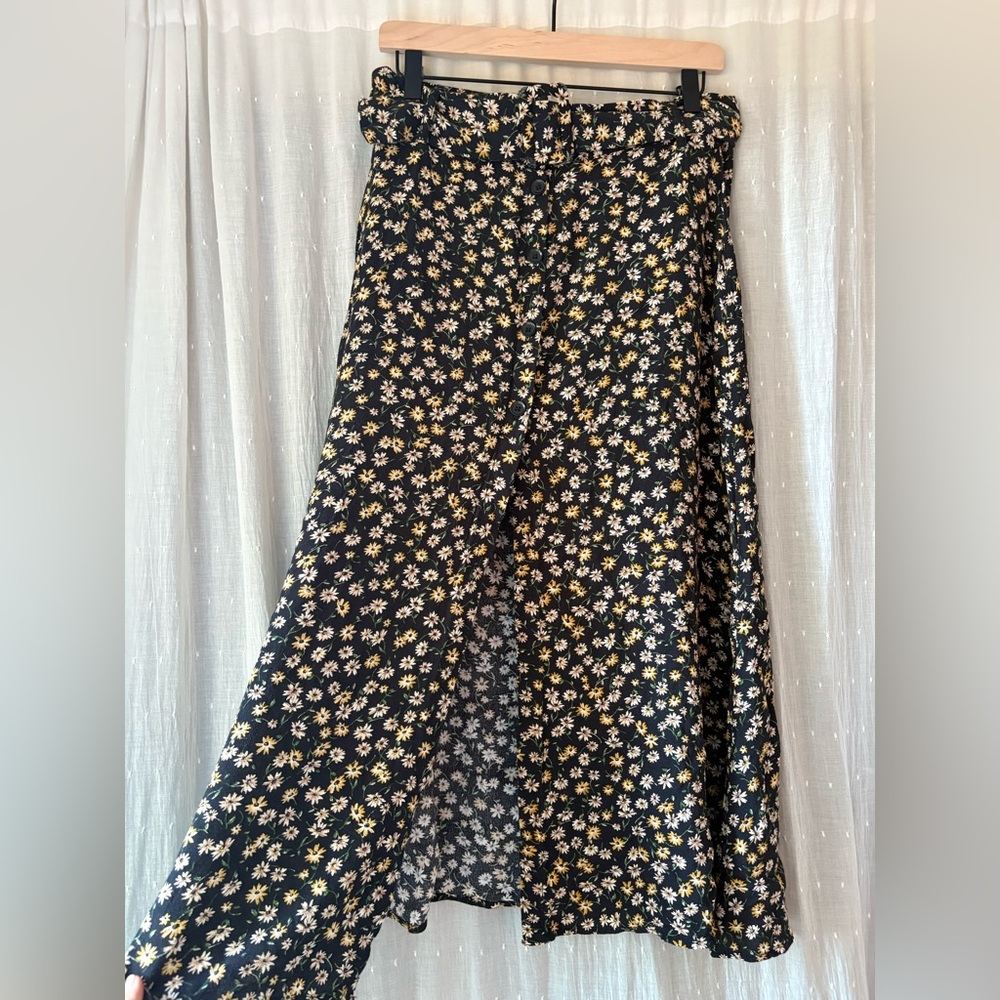 Zara Black and Yellow Floral A-Line Skirt with Belt